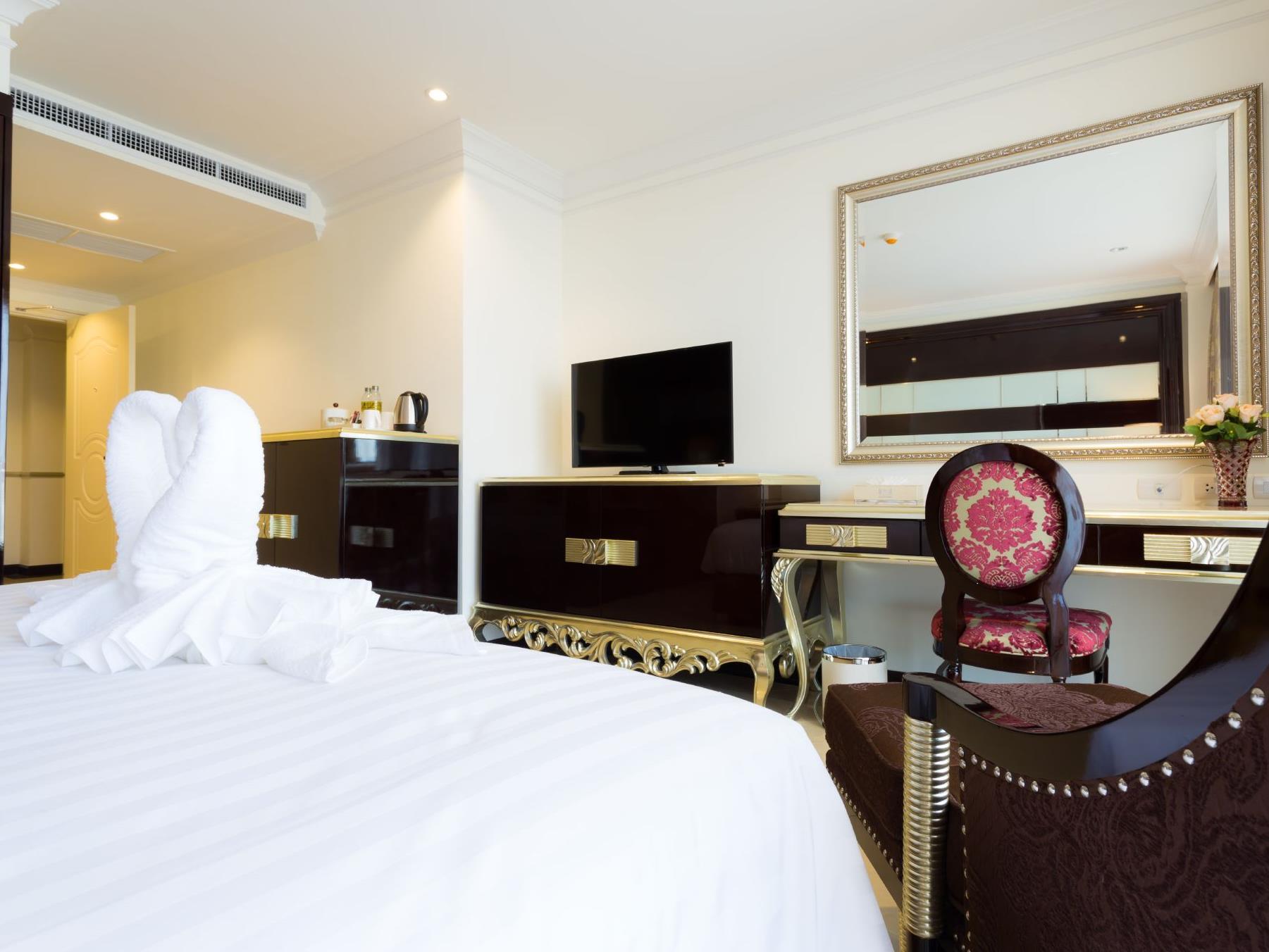 Lk President Hotel Патая Екстериор снимка