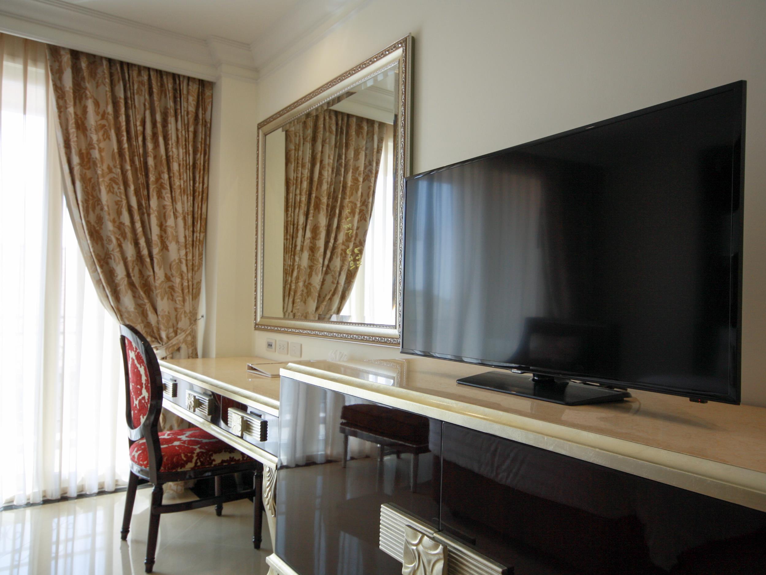 Lk President Hotel Патая Екстериор снимка