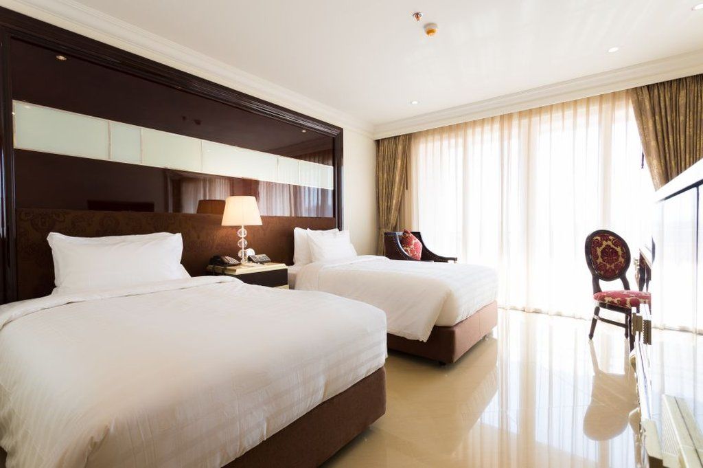 Lk President Hotel Патая Екстериор снимка
