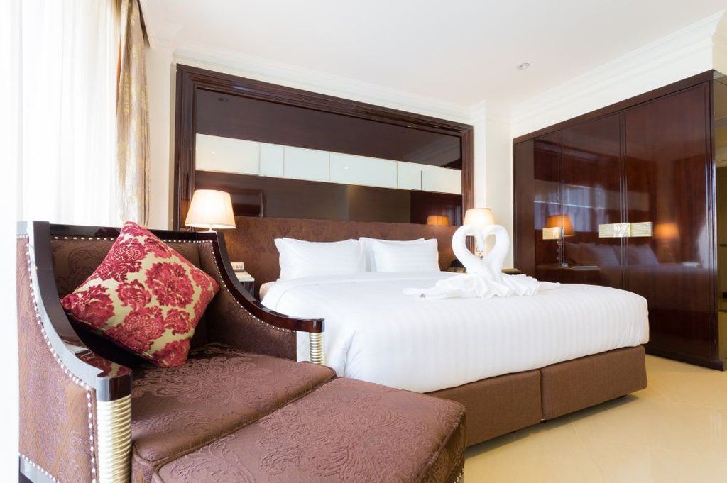 Lk President Hotel Патая Екстериор снимка